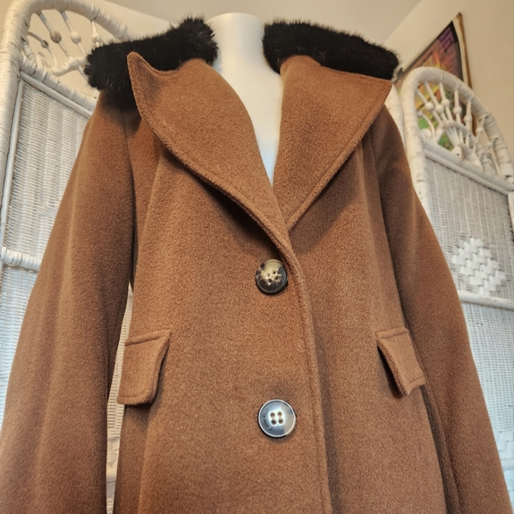 CALVIN KLEIN LONG BELTED COAT W/ DETACHABLE FAUX FUR COLLAR